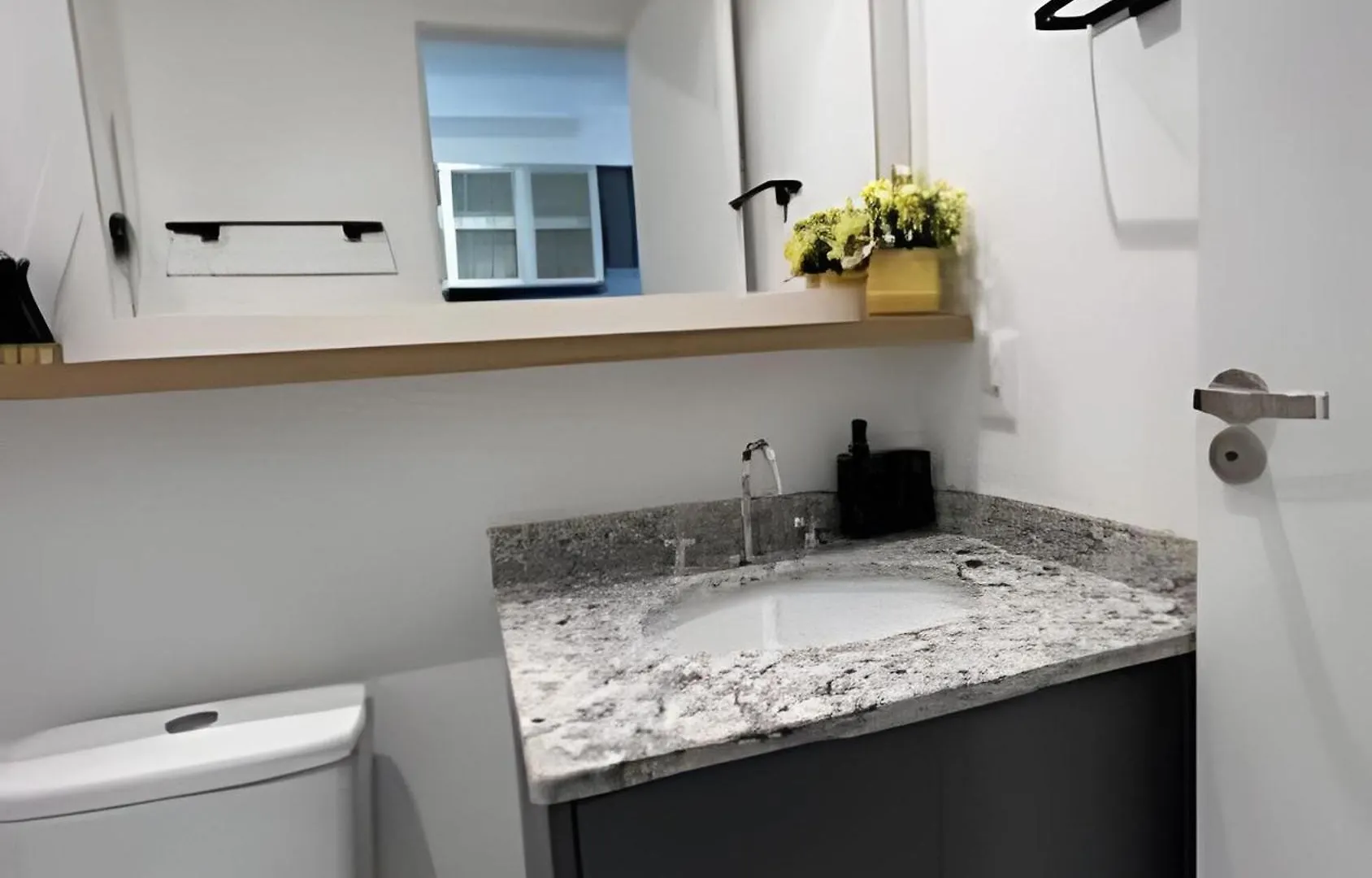 Loft / 011 / Centro Sp / Think 211 Apartment Sao Paulo Brazil